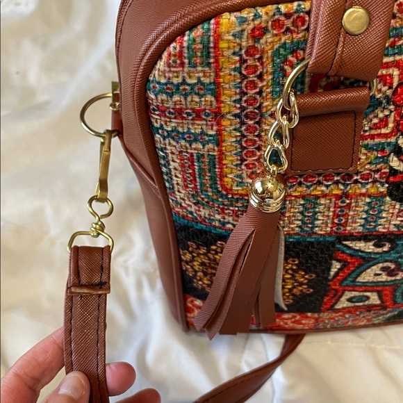 NWT Frida Kahlo Brown Embroidered Colorful Patterned Women's Faux Leather Bag - Picture 6 of 8